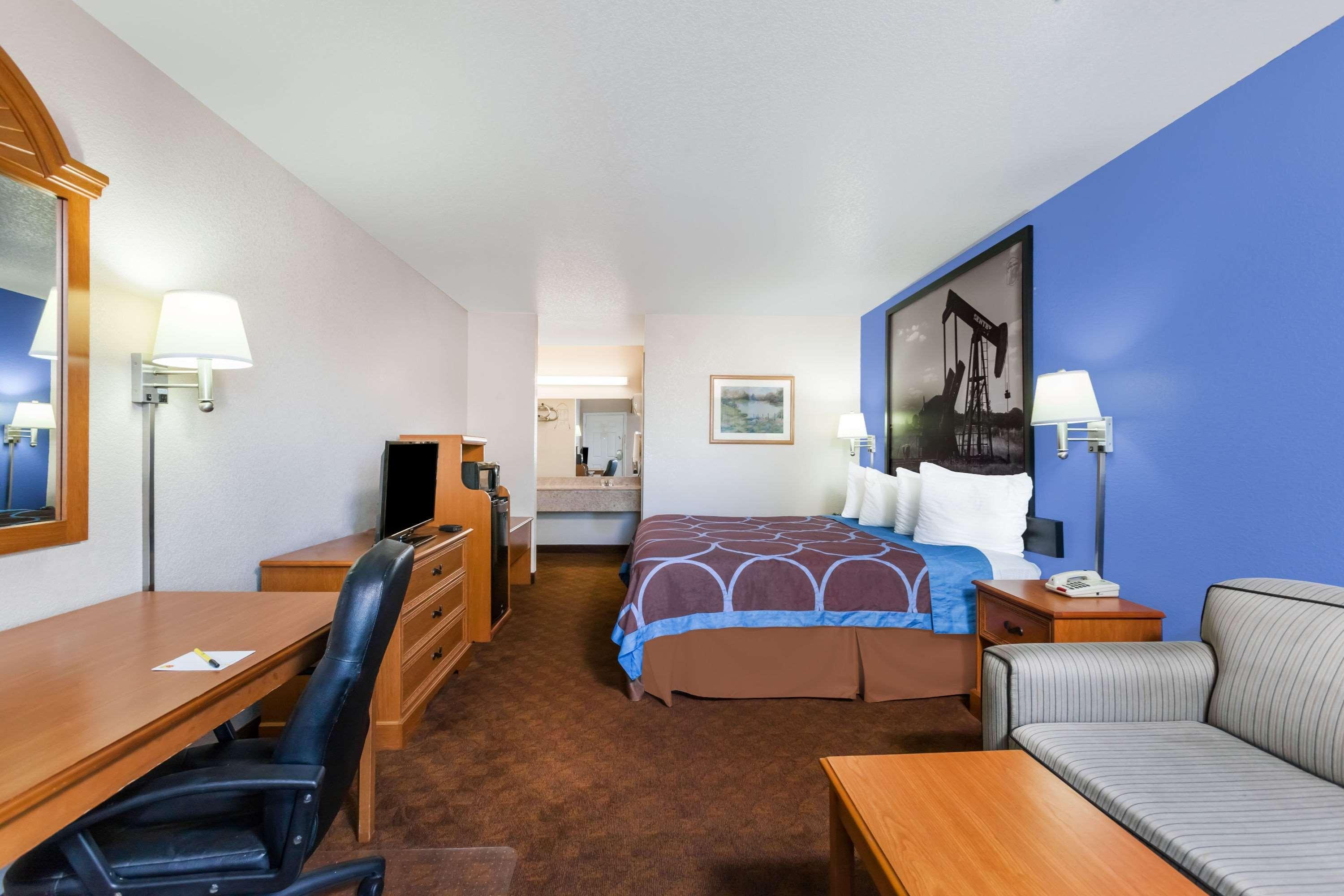 Super 8 By Wyndham Cleburne Motel Dış mekan fotoğraf