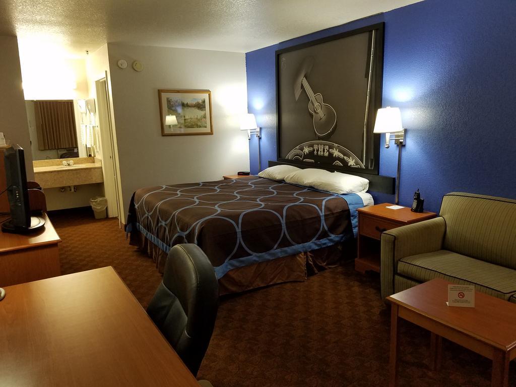 Super 8 By Wyndham Cleburne Motel Dış mekan fotoğraf